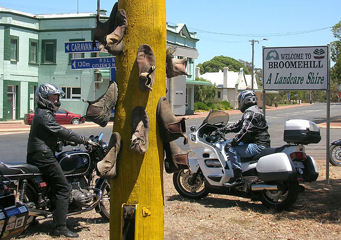 They nail'em up in Broomehill