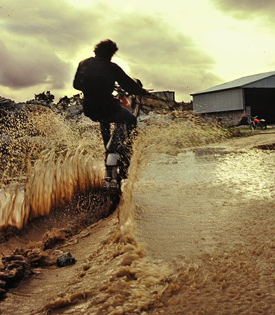 Puddle riding on the TL125