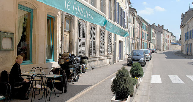 Parked at the
          restaurant au naturel.