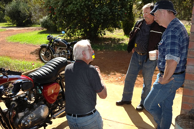 Neil explaining
          chain link technology.