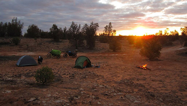 Bush camp exactly in the middle of nowhere.