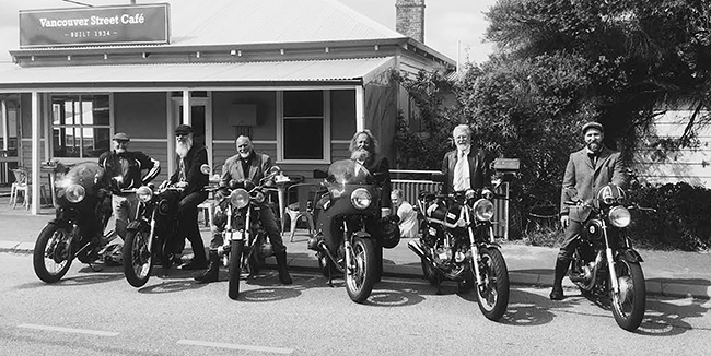 Riders: Andrew BMW, Bob AJS, David Kawasaki, Don BMW,
          Arthur Ducati, Matt AJS.