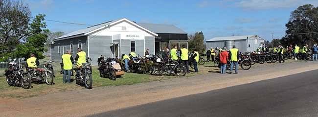 Morning tea stop at Crowlands, Victoria.