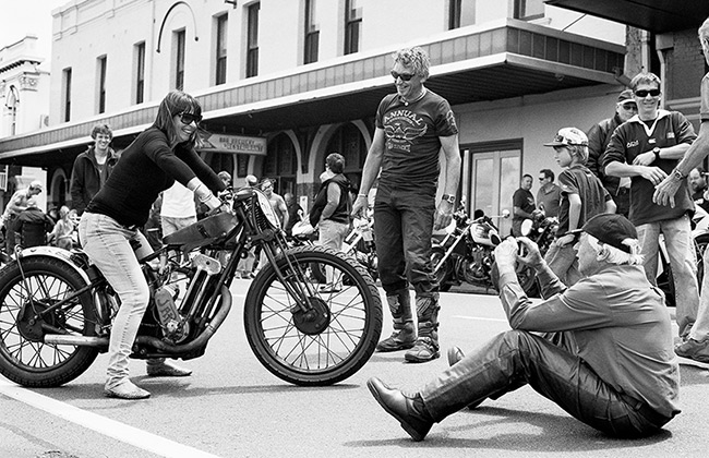 Rod directing a photo of the hillclimbing bike he
          rode.