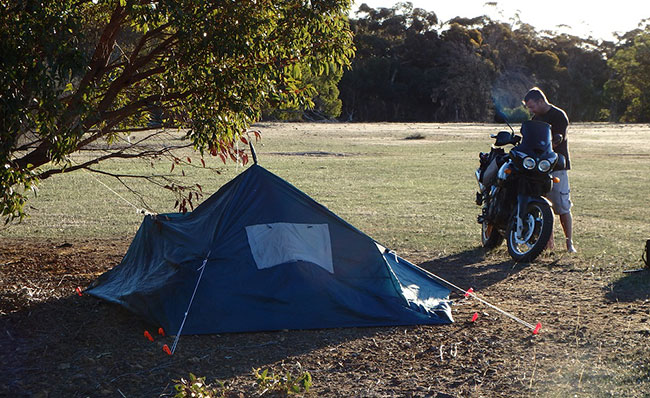 Chris Prescott with his tent with no poles.