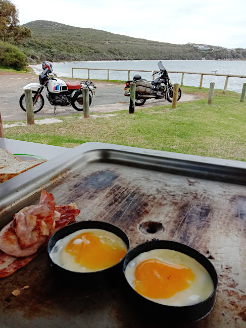 Ronnie and Antoinet's bikes and breakfast at Frenchman Bay.